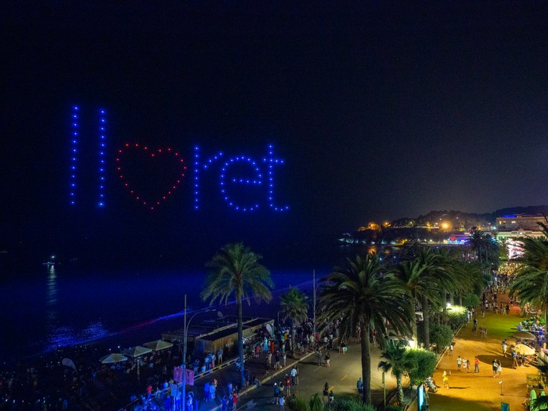 El Lloret Drone Festival tanca la seva primera edició amb més de 50.000 espectadors