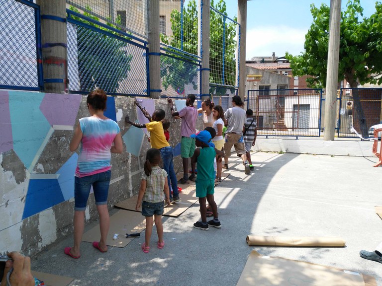 L’Ajuntament de Lloret organitza la pintada comunitària d’un mural
