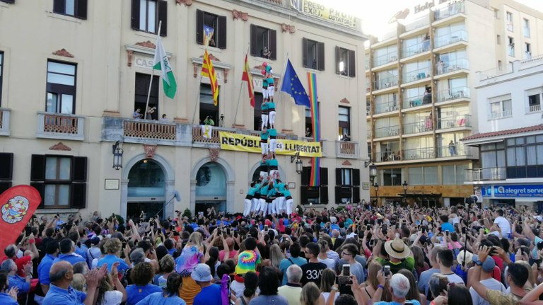 Lloret de Mar celebra la Diada Castellera amb la participació dels Maduixots: Castellers de l’Alt Maresme, Els Marrecs de Salt i Els Castellers de Vilafranca 