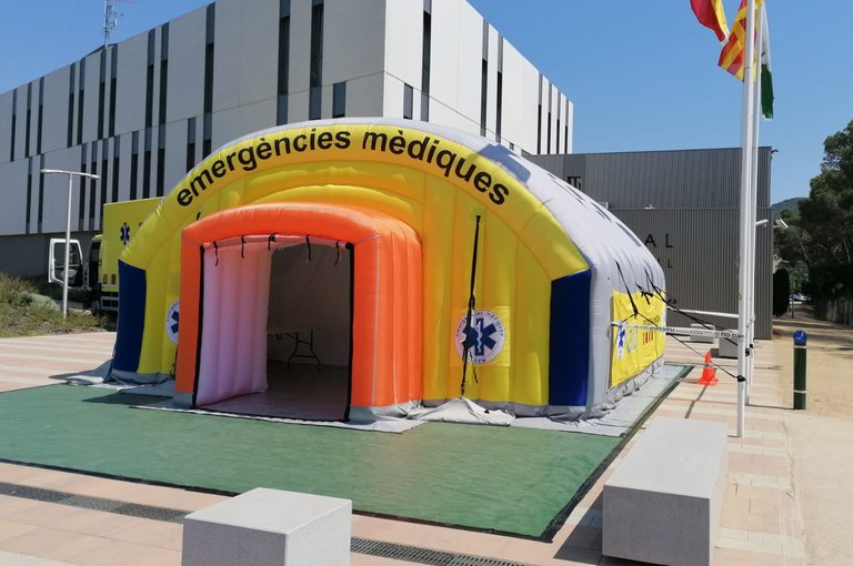 A partir d’aquest dilluns les proves de la COVID-19 que es fan al CAP Lloret es traslladen a una carpa del SEM situada al costat de l’edifici de la Policia Local