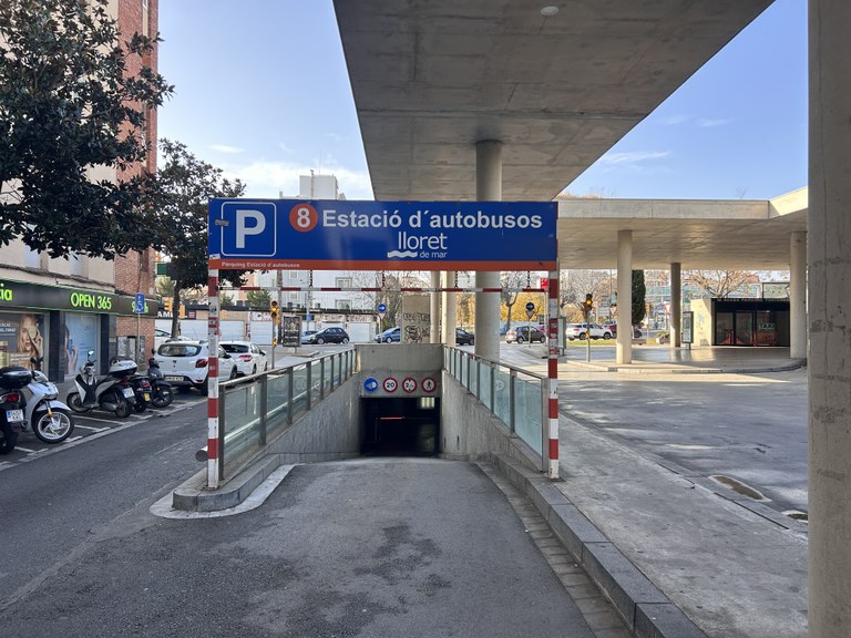 Aparcaments gratuïts a Lloret de Mar per impulsar el comerç i la restauració local aquest Nadal