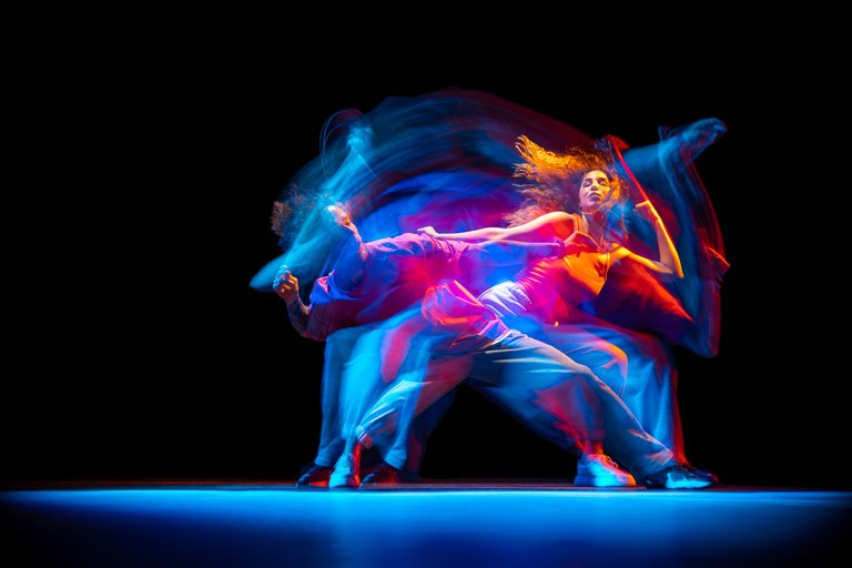 Josep Pedrals, la celebració del Dia Mundial de la Dansa, un concert de cant coral, la presentació d’un llargmetratge lloretenc i un concert amb l’Orquestra Jove de la Selva, són propostes culturals del cap de setmana a Lloret