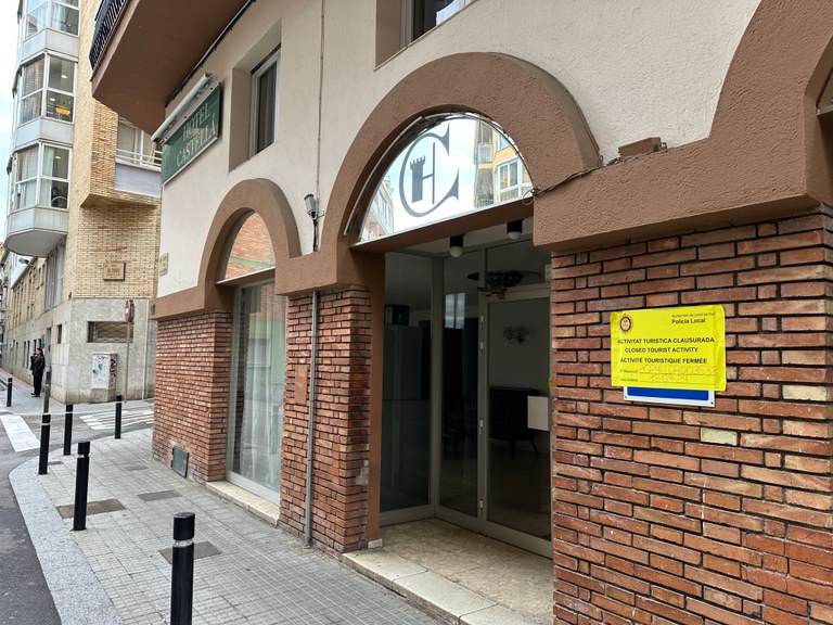 L’Ajuntament de Lloret confirma el tancament cautelarment l’hotel Castellà i li imposa una sanció de 33.751€  