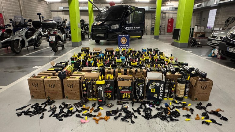 La Policia Local de Lloret requisa prop d’un miler de quilos d’envasos d’òxid nitrós durant el mes d’agost