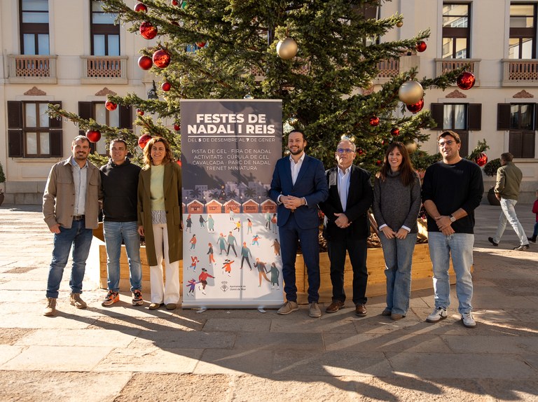 Lloret de Mar estrena aquest Nadal una pista de gel i una fira nadalenca amb casetes de fusta