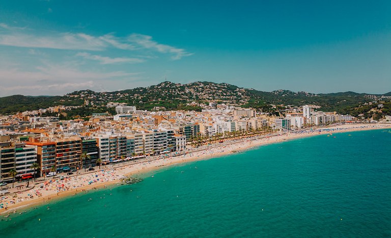 Lloret de Mar obté novament el distintiu Bandera Blava a les cinc platges