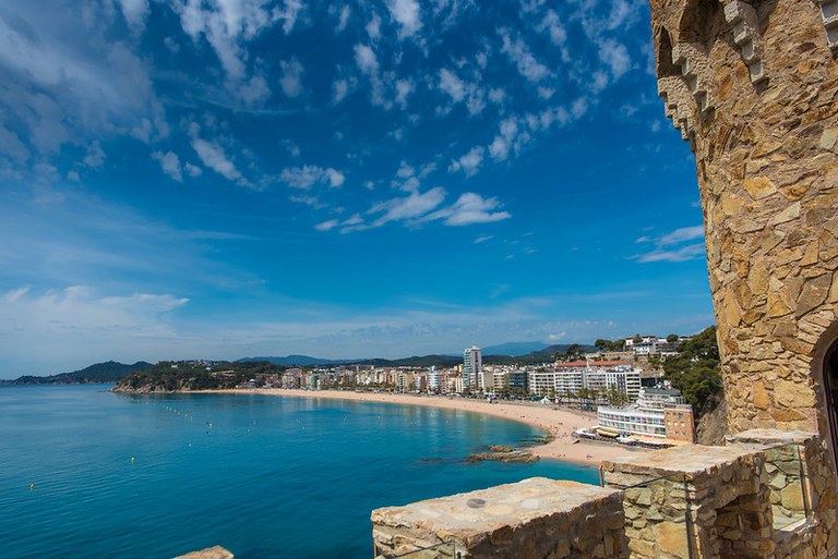 Lloret s'acomiada com a Capital de la Cultura amb un espectacle de dansa tradicional catalana al Teatre