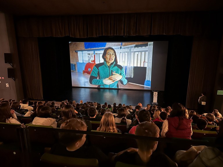 Lloret participa per primera vegada al projecte ‘Mapadeball’, una iniciativa per divulgar la dansa i el moviment a l’alumnat de secundària
