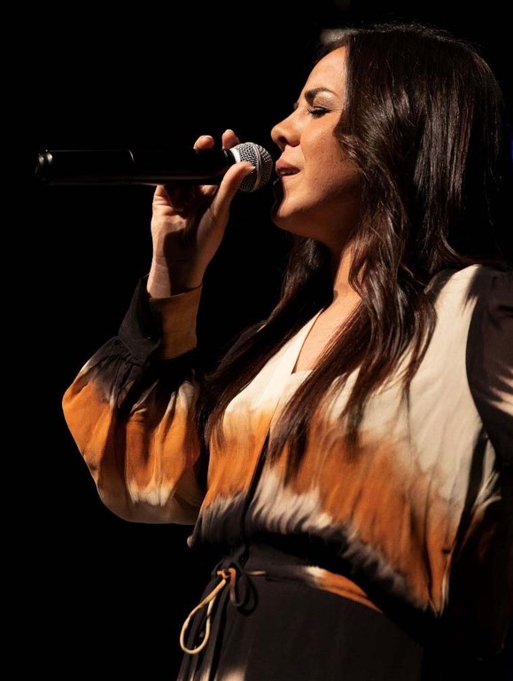 Brenda Delgado i artistes convidats 