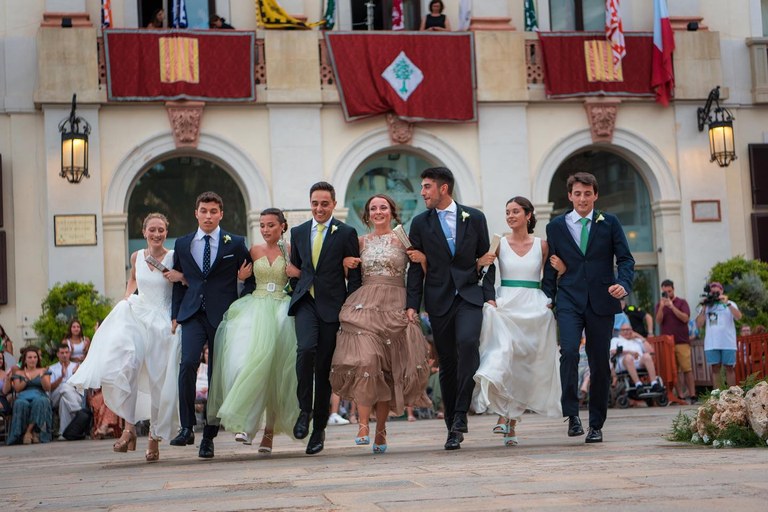 Ball de Plaça o Dansa de les Almorratxes