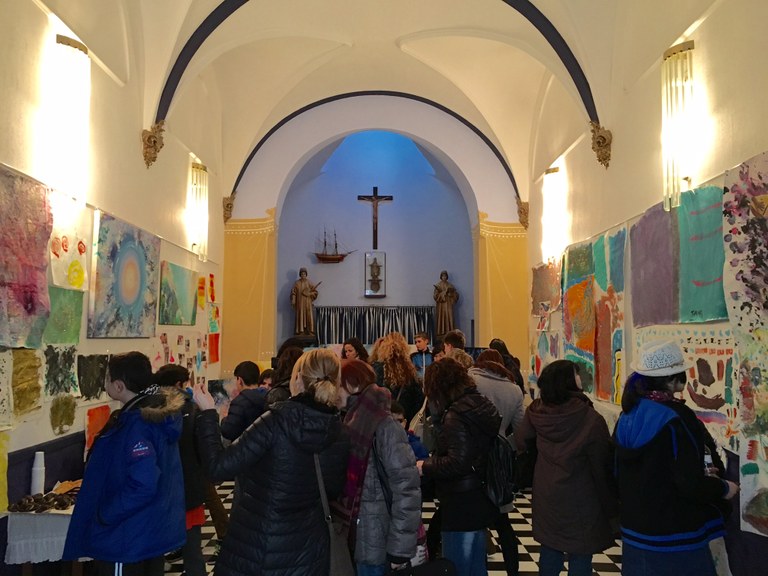 Inauguració de l'exposició d'Arteràpia de l'alumnat de les USEE de Lloret de Mar
