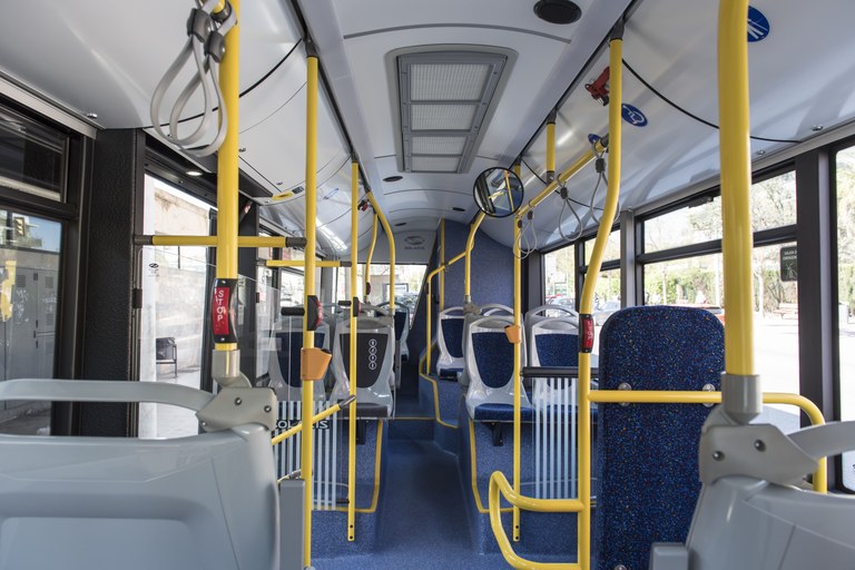 A partir del proper dilluns 6 de juliol es posarà en marxa un nou servei de bus urbà que donarà cobertura al barri de Roca Grossa, així com a Puig d'en Pla, Vinya Rosa i Lloret de Dalt